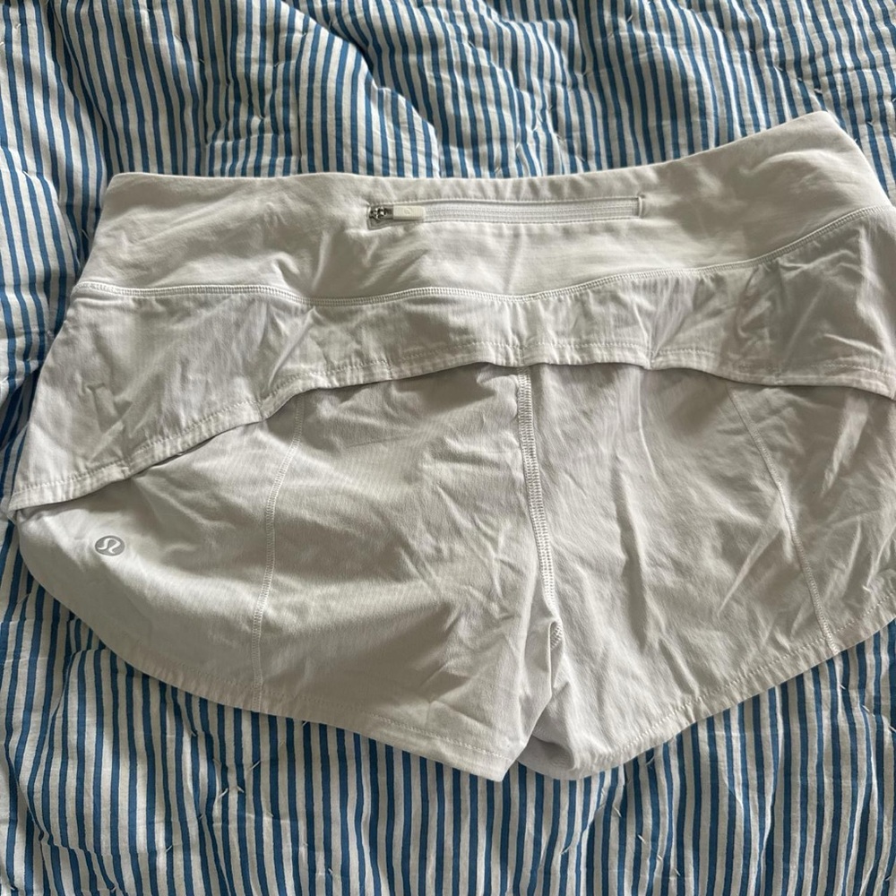 White Lululemon speed up shorts